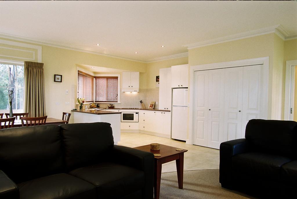 Waverley House Cottages Lakes Entrance Bagian luar foto