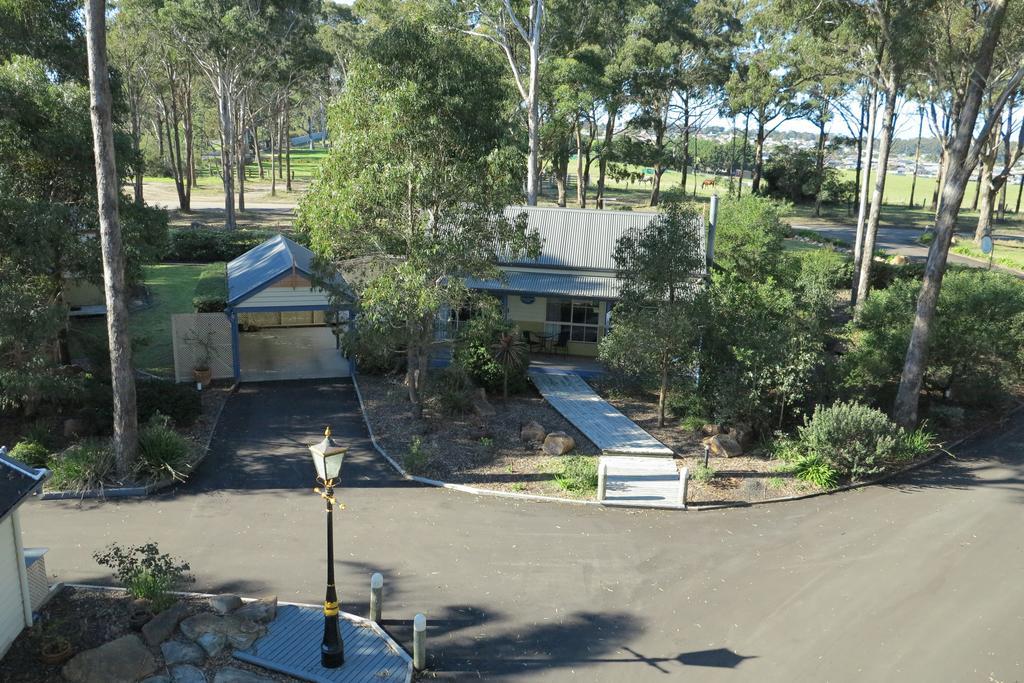 Waverley House Cottages Lakes Entrance Bagian luar foto