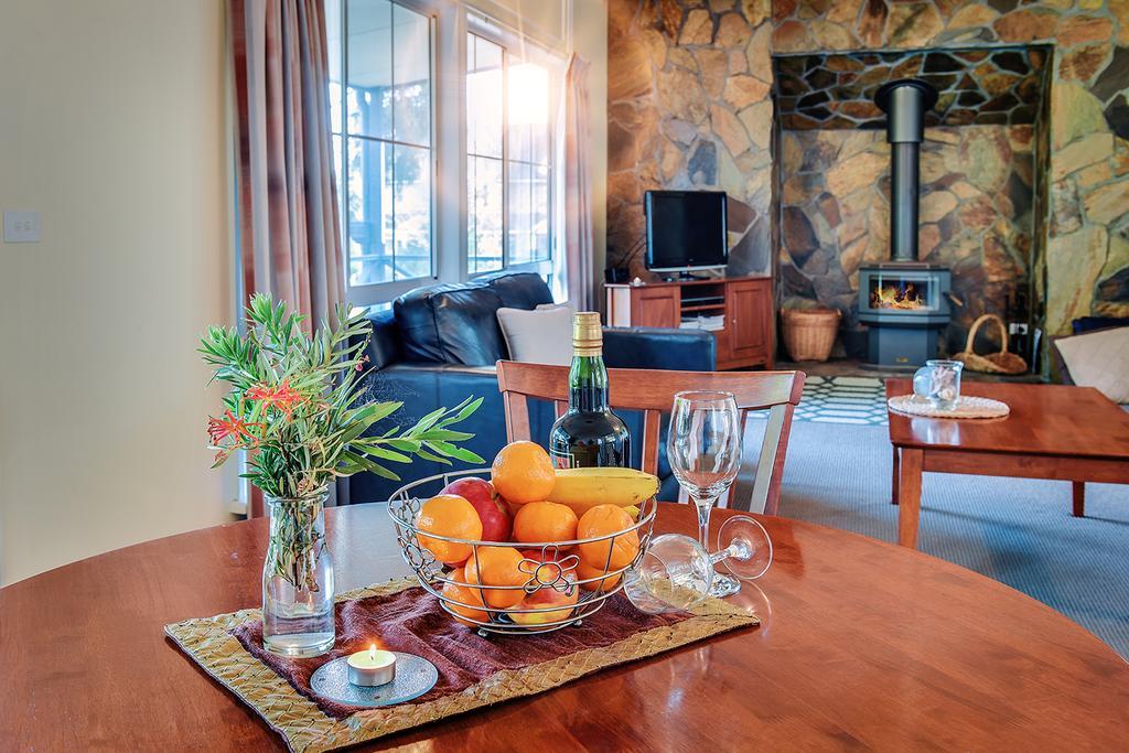 Waverley House Cottages Lakes Entrance Bagian luar foto